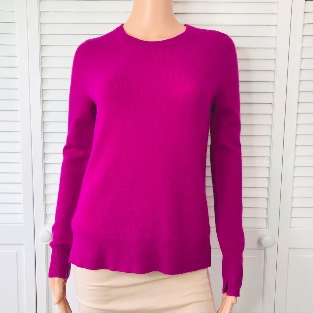 HALOGEN Magenta Cashmere Sweater Size Small